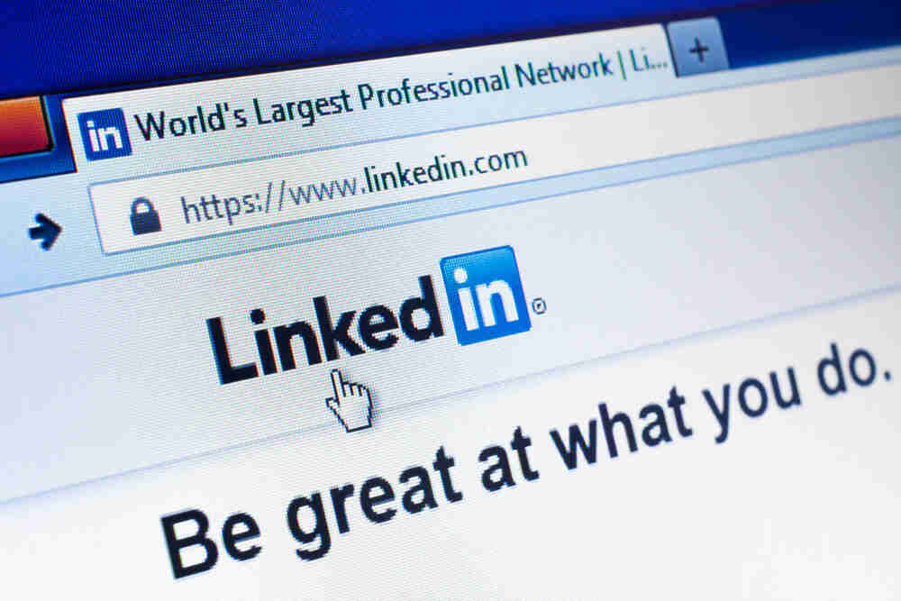 hushly increases conversions on LinkedIn